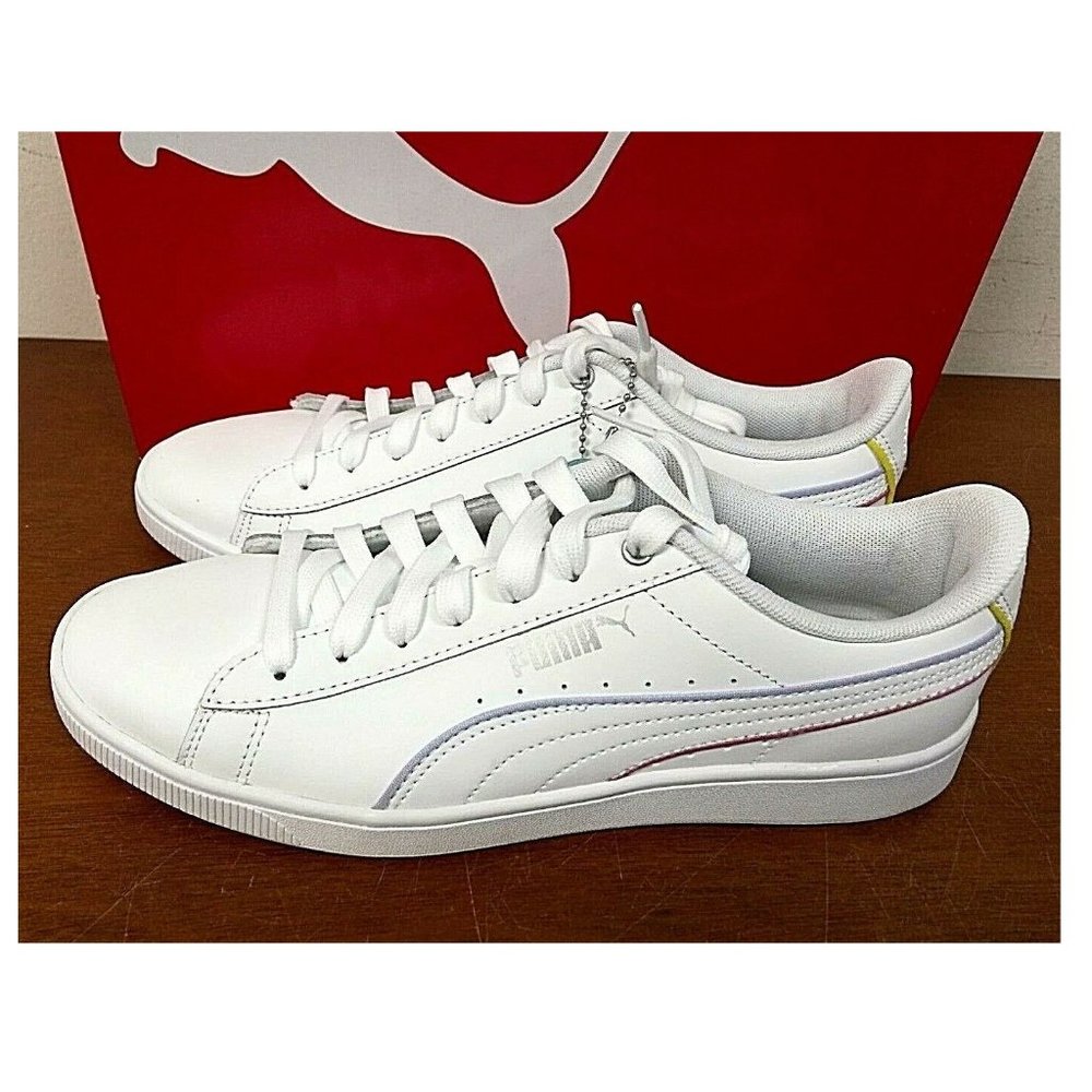NEW Puma Women's Vikky V2 Athletic Sneaker Shoes - Picture 2 of 7